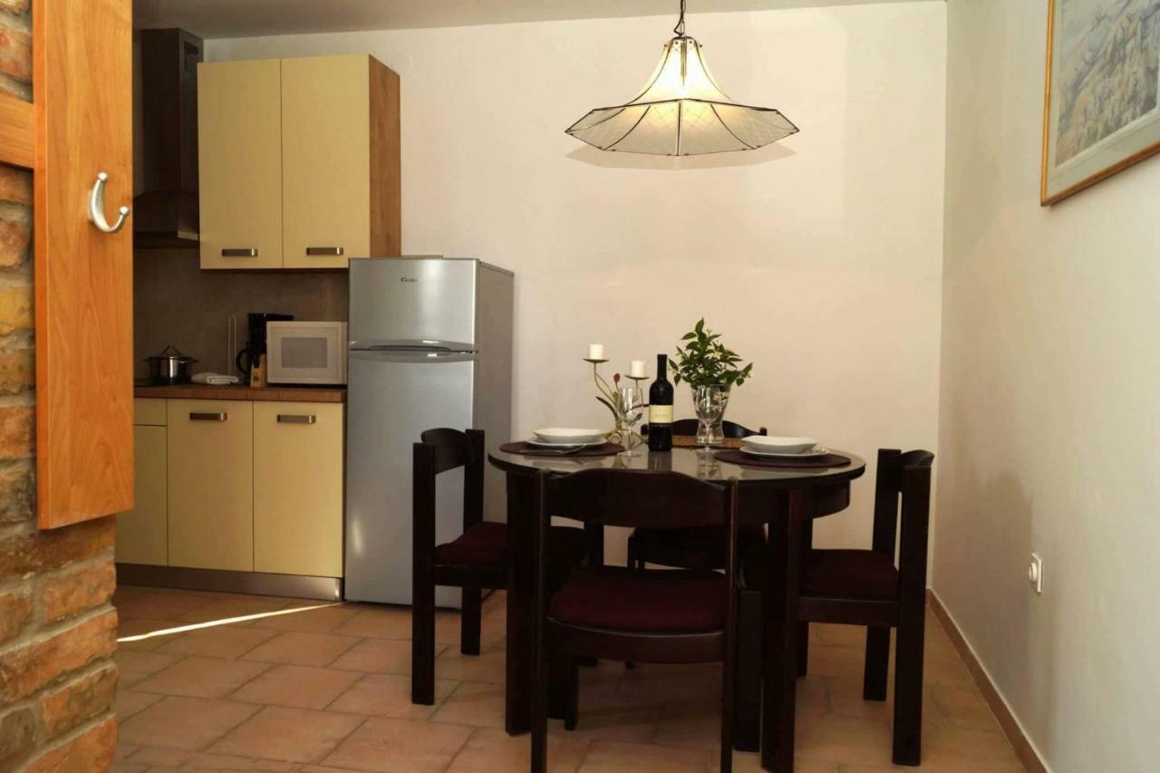 Apartmán Apartman Eric Pula Exteriér fotografie