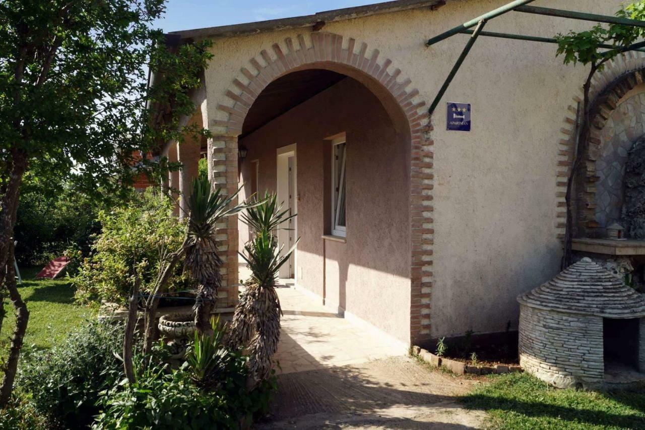 Apartmán Apartman Eric Pula Exteriér fotografie